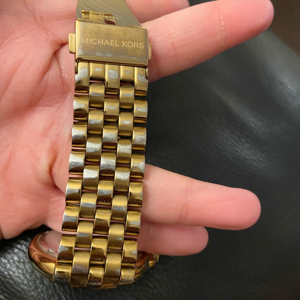 Watch - Picture 5 of 5